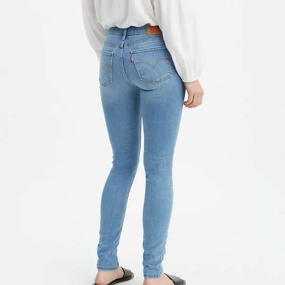 Levi's 711 Skinny Jean - Picture 3 of 7